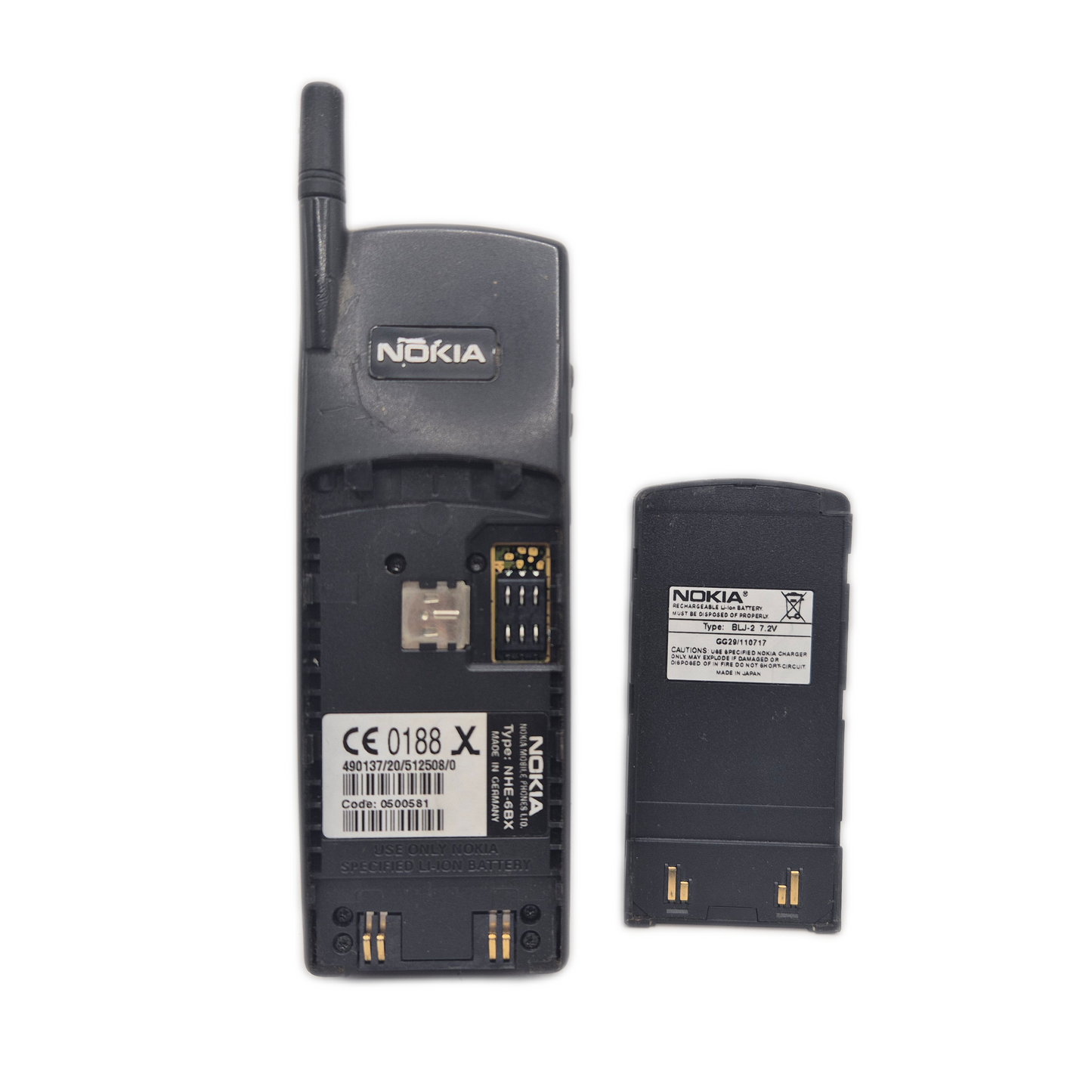 Nokia 8110 NHE-6BX Banane Handy schwarz - ungetestet